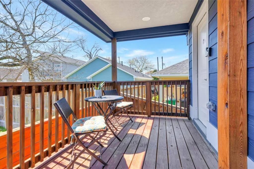 Super Cozy 2 Bedroom With Fast Wifi And Queen Bed Close To Downtown Houston!! Bagian luar foto